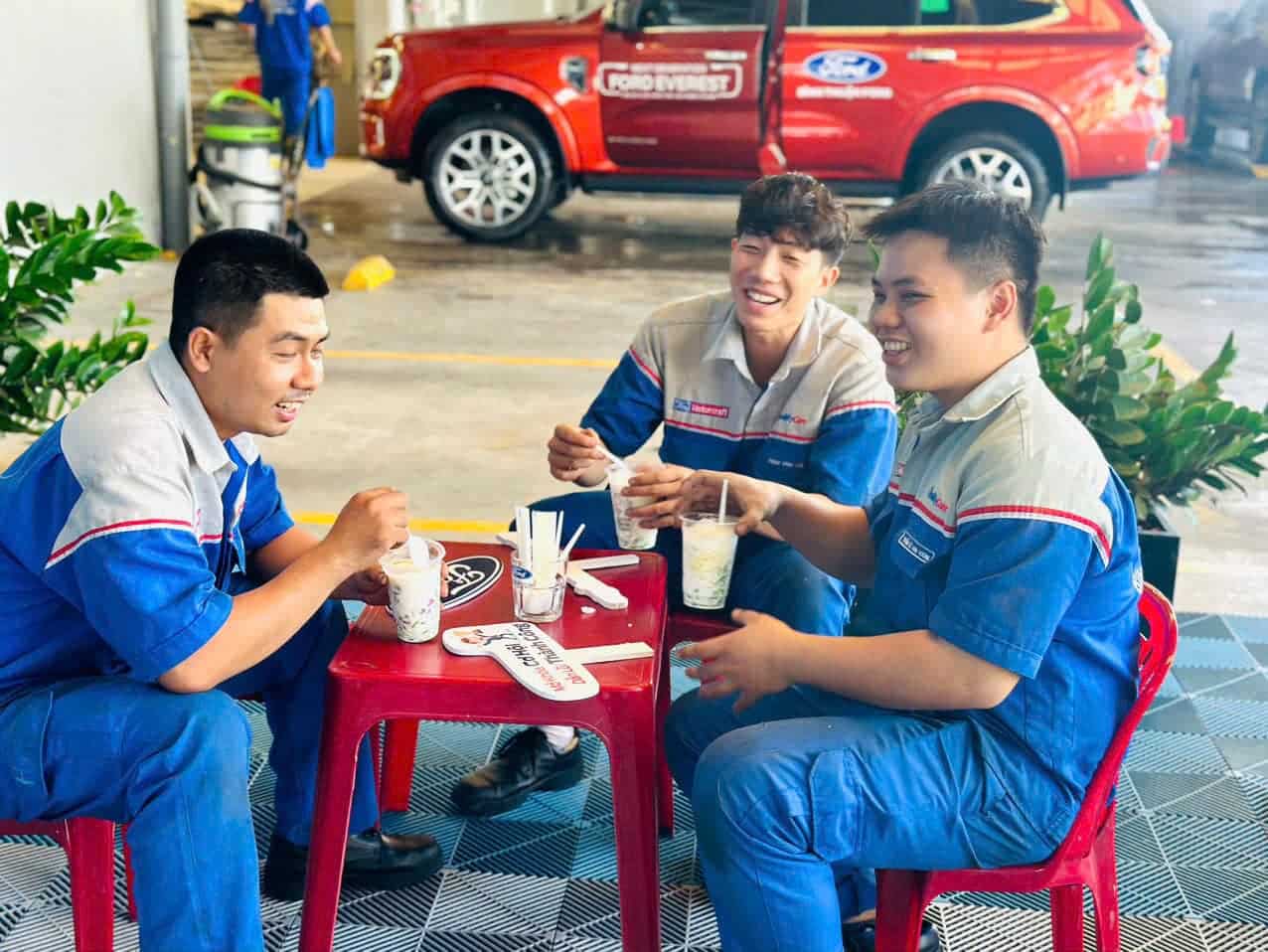 tuyen-dung-ford-ninh-thuan-4